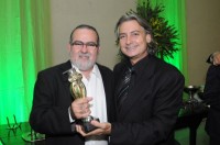 Diretor do SAPIENS recebe Troféu Prof. Otávio Moraes 2012 do CEDEPE Business School